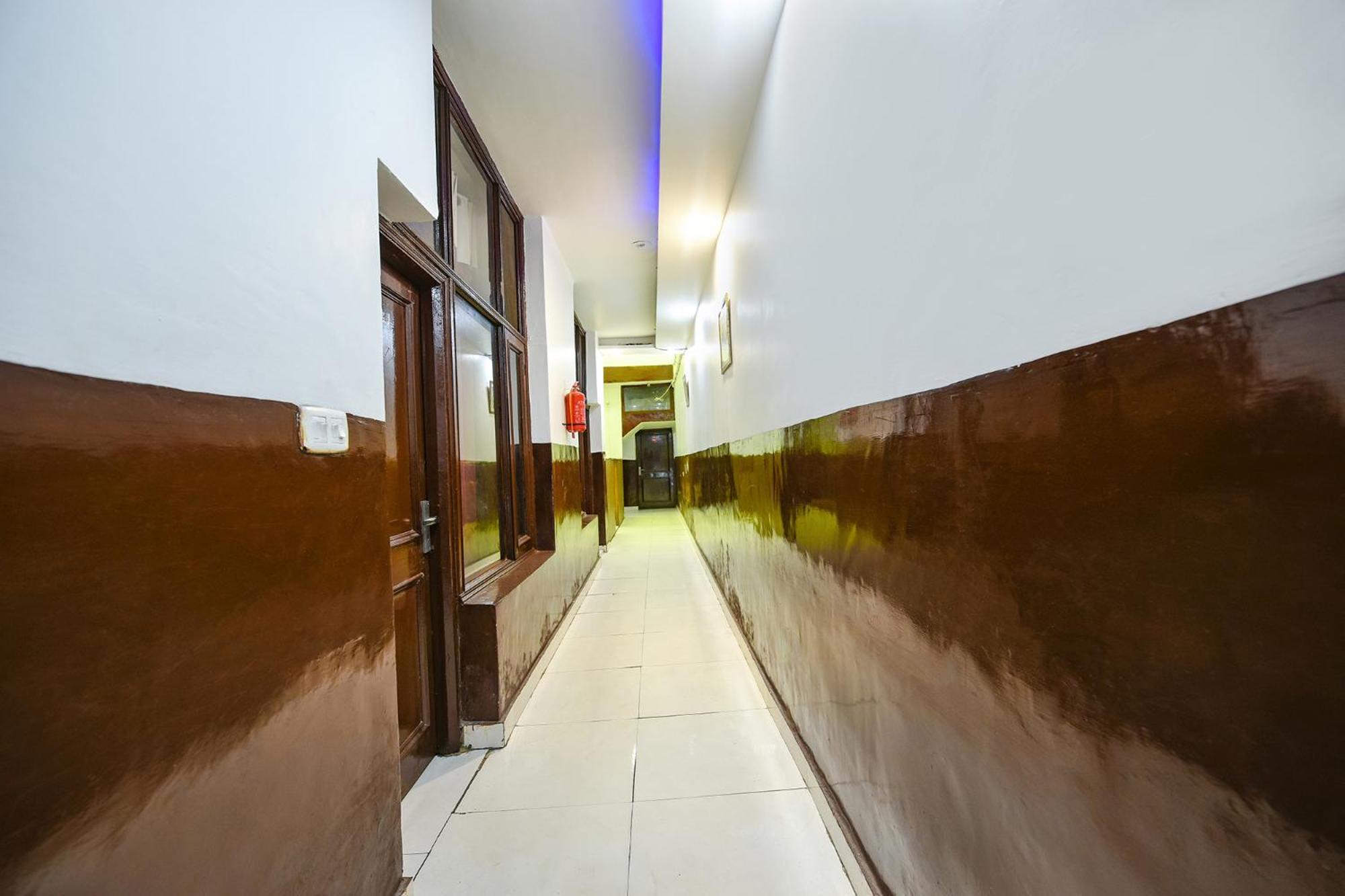 Hotel Fabexpress Diamond Sec 45 à Chandīgarh Extérieur photo