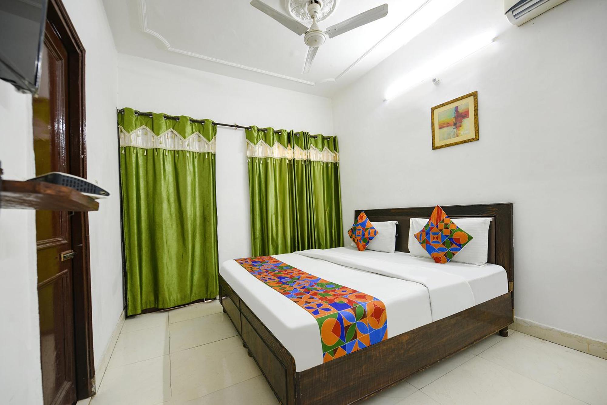 Hotel Fabexpress Diamond Sec 45 à Chandīgarh Extérieur photo