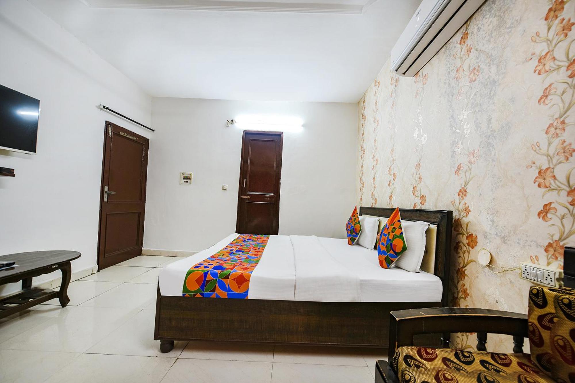 Hotel Fabexpress Diamond Sec 45 à Chandīgarh Extérieur photo
