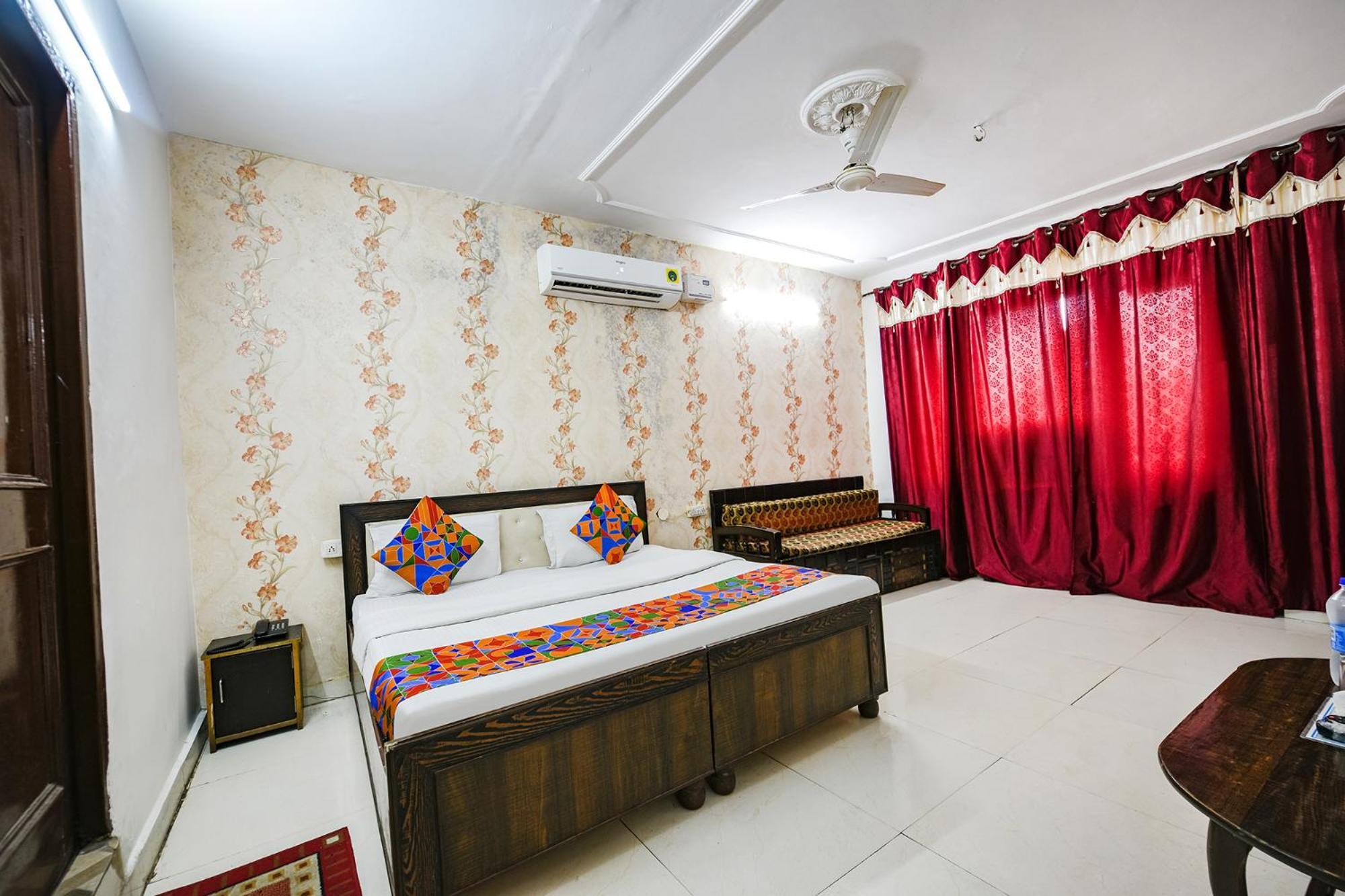 Hotel Fabexpress Diamond Sec 45 à Chandīgarh Extérieur photo